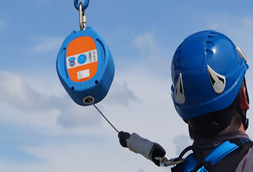 RETRACTABLE LANYARDS